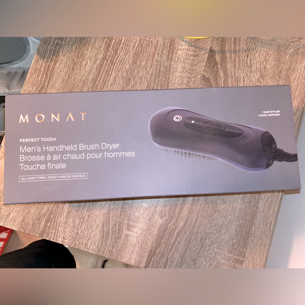 MONAT MENS HANDHELD DRYER BRUSH